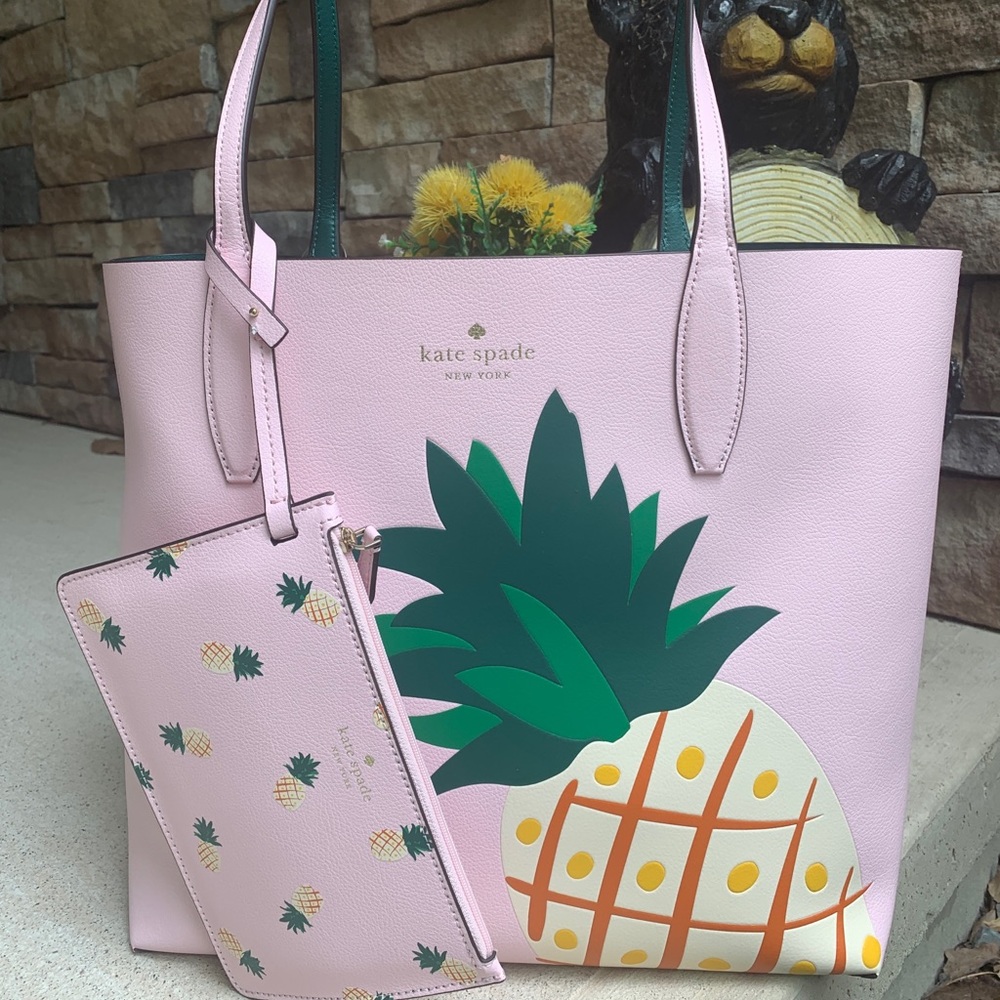 Authentic KATE SPADE Leather Pineapple print Reversible tote